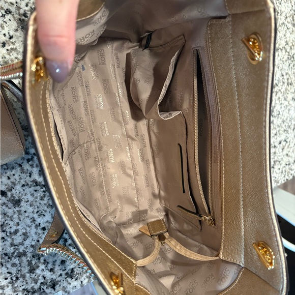 SOLD - Picture 5 of 7